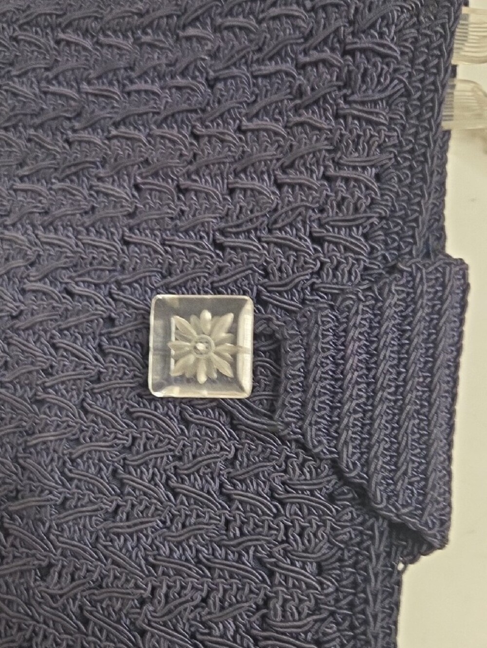 Vintage 1940s Navy Blue Corde Crochet Handbag with Carved Lucite Clasp 19x9 In . - Picture 5 of 6